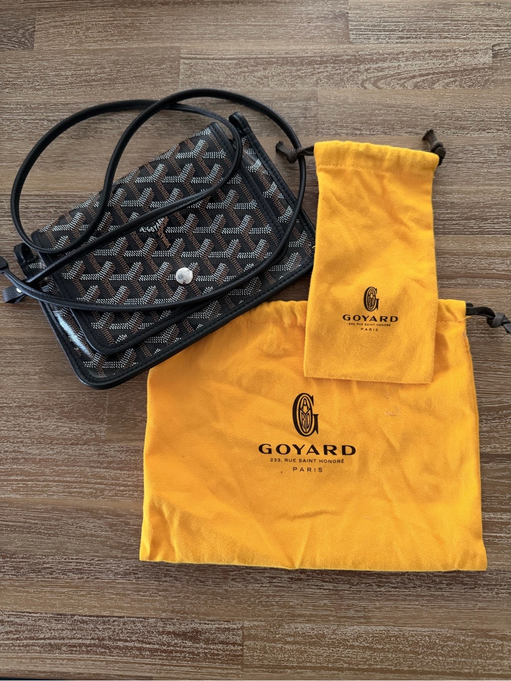 Goyard Plumet Pocket Wallet Crossbody - Black